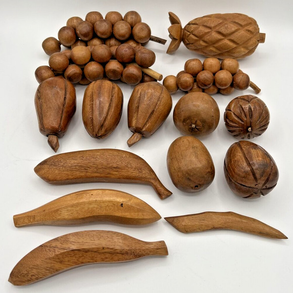 Unbranded Other - Lot of 14 Vintage Wooden Decorative Fruit Pieces SKU U133/L1